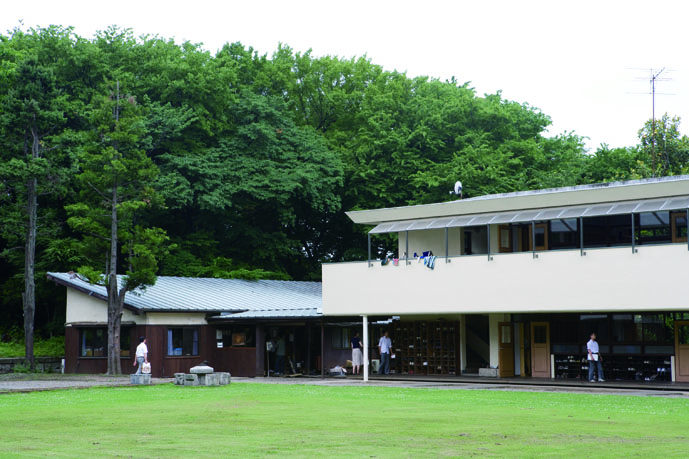 自由学園男子部高等科 男子部教室